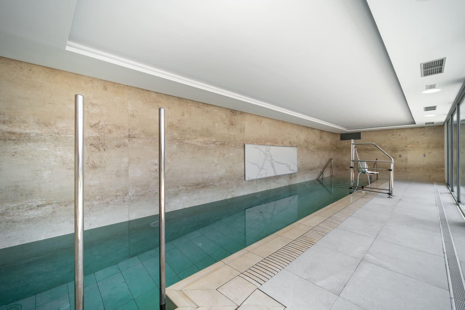 3 bedroom Apartment for sale in Marbella with pool garage - € 995,000 (Ref: 9126705)