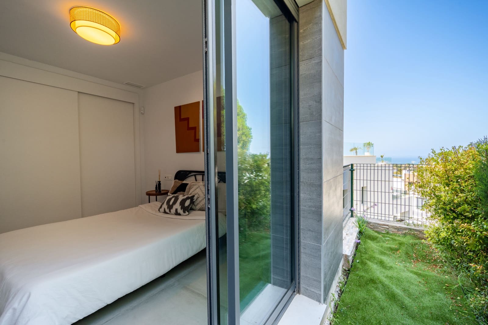 3 bedroom Apartment for sale in Marbella with pool garage - € 995,000 (Ref: 9126705)