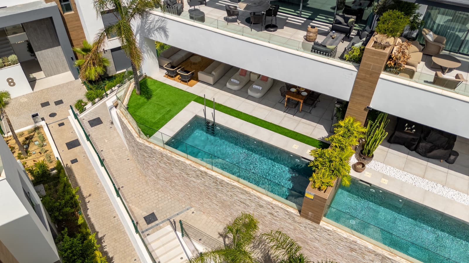 3 bedroom Apartment for sale in Marbella with pool garage - € 995,000 (Ref: 9126705)