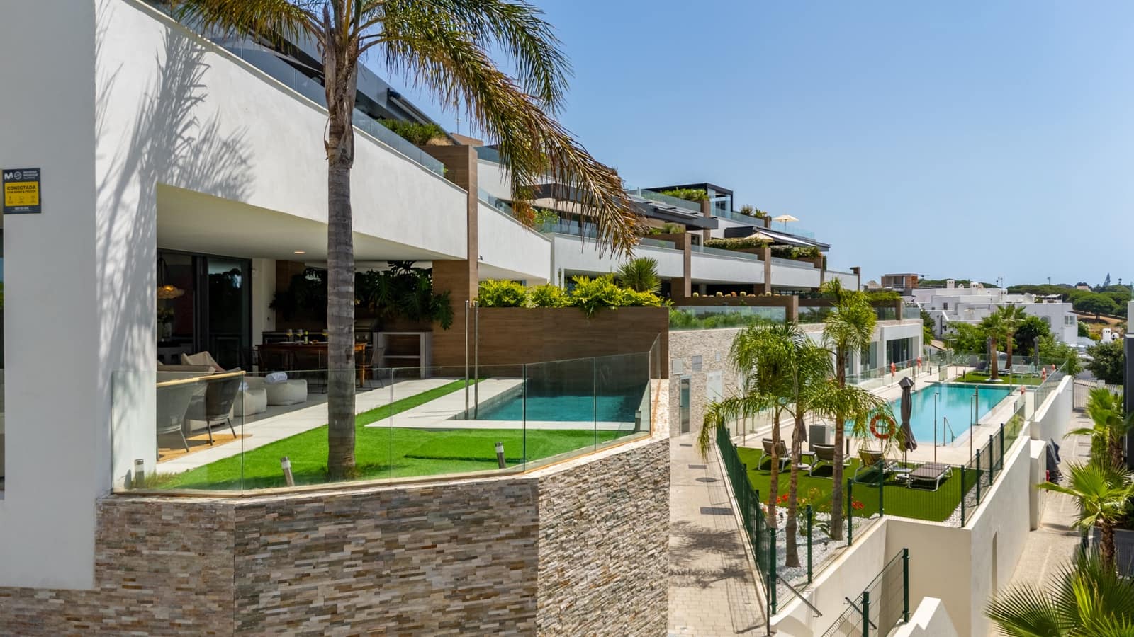 3 bedroom Apartment for sale in Marbella with pool garage - € 995,000 (Ref: 9126705)