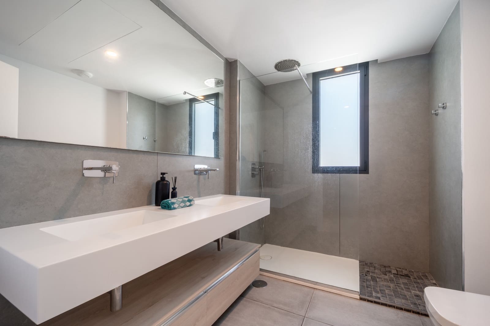 3 bedroom Apartment for sale in Marbella with pool garage - € 995,000 (Ref: 9126705)