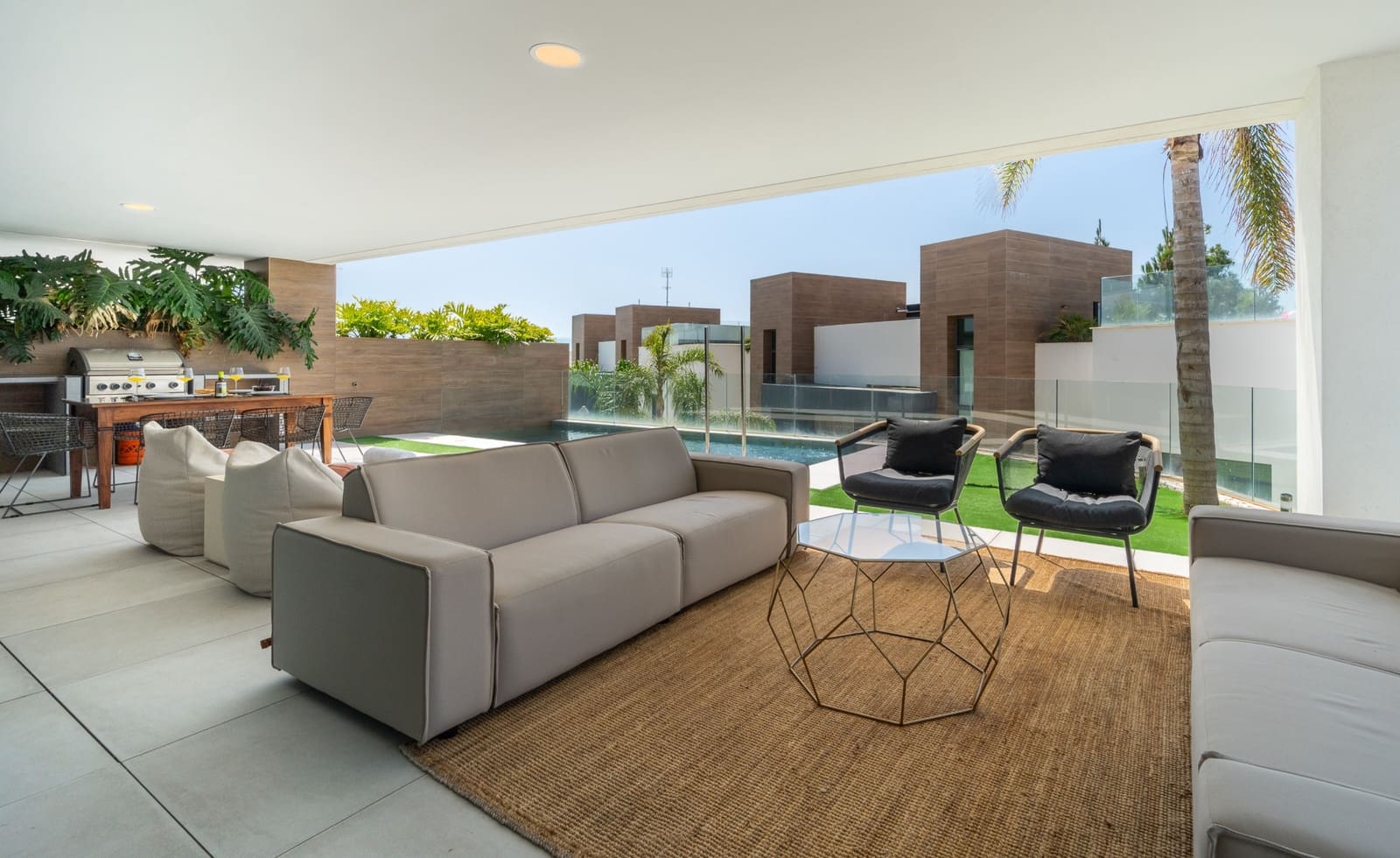 3 bedroom Apartment for sale in Marbella with pool garage - € 995,000 (Ref: 9126705)