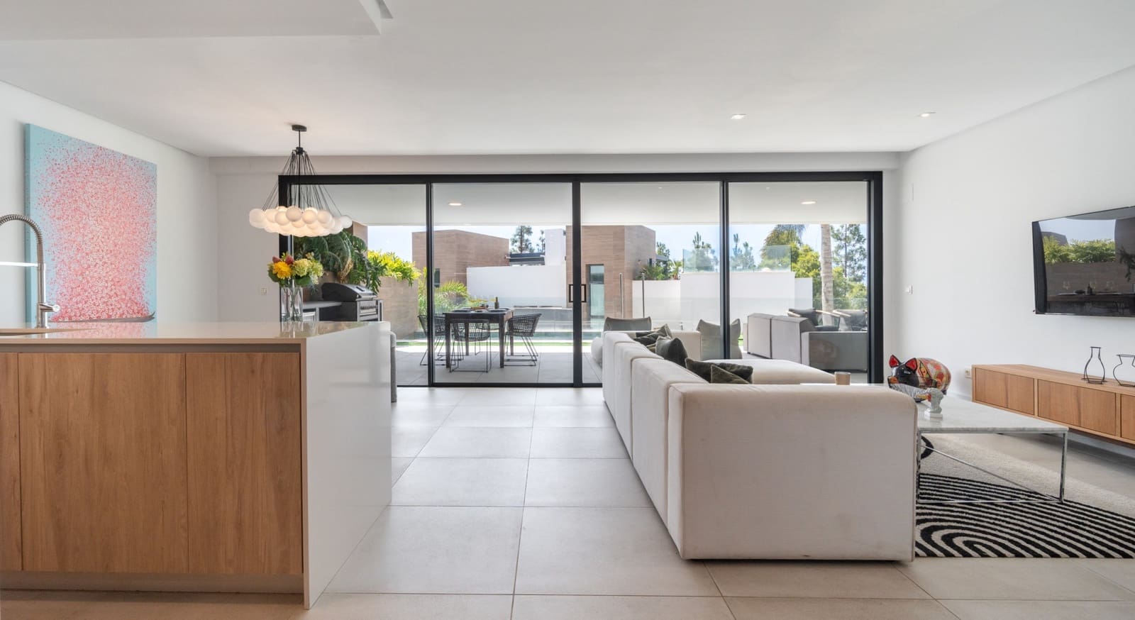 3 bedroom Apartment for sale in Marbella with pool garage - € 995,000 (Ref: 9126705)