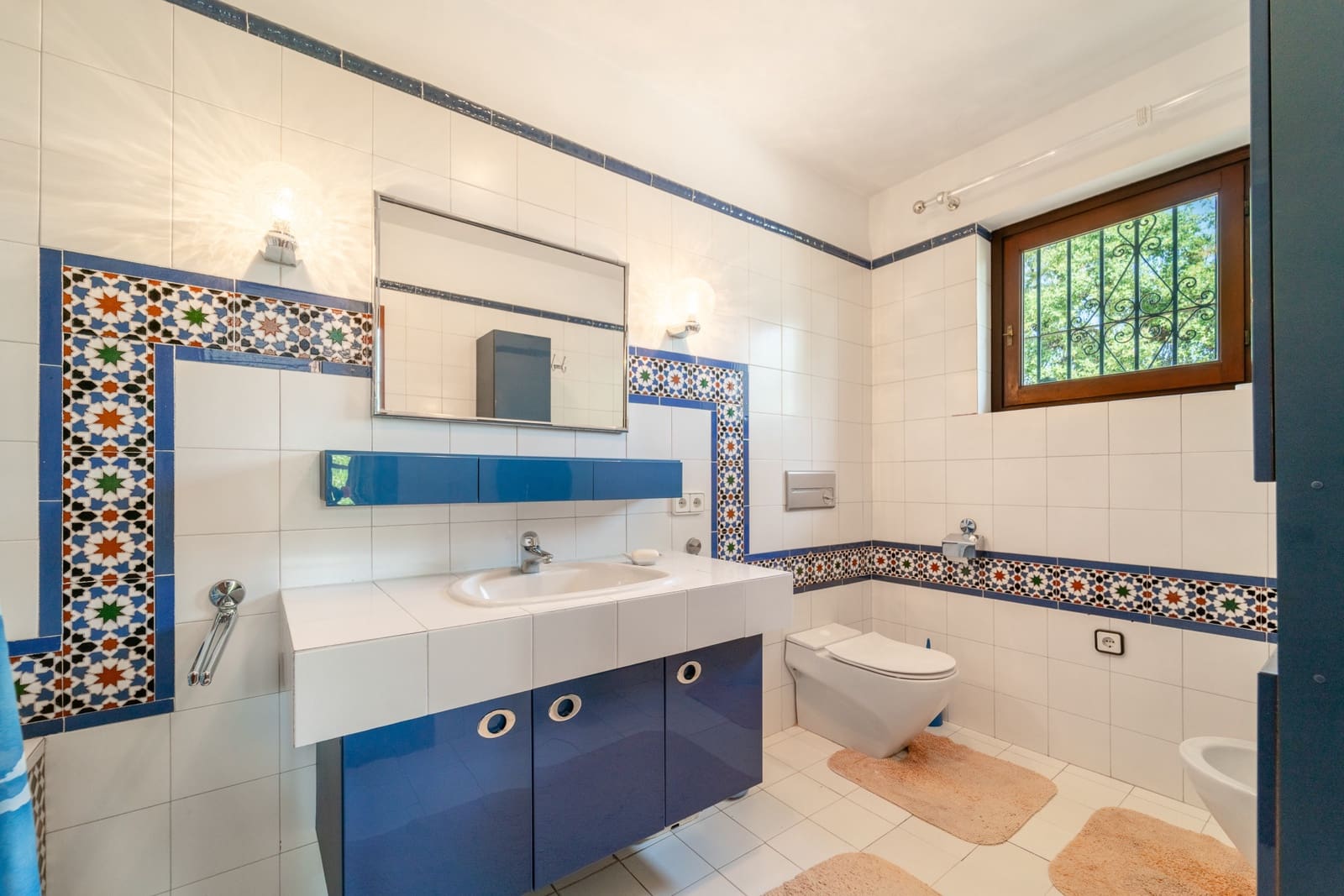 4 slaapkamer Villa te koop in Golden Mile met zwembad garage - € 4.200.000 (Ref: 9129639)