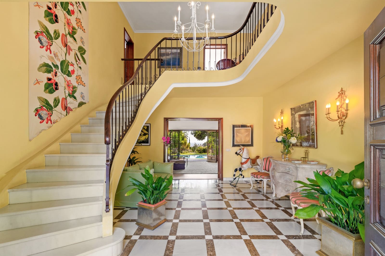 4 slaapkamer Villa te koop in Golden Mile met zwembad garage - € 4.200.000 (Ref: 9129639)