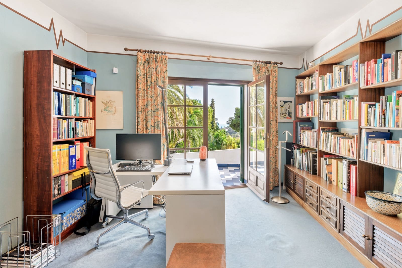 4 slaapkamer Villa te koop in Golden Mile met zwembad garage - € 4.200.000 (Ref: 9129639)