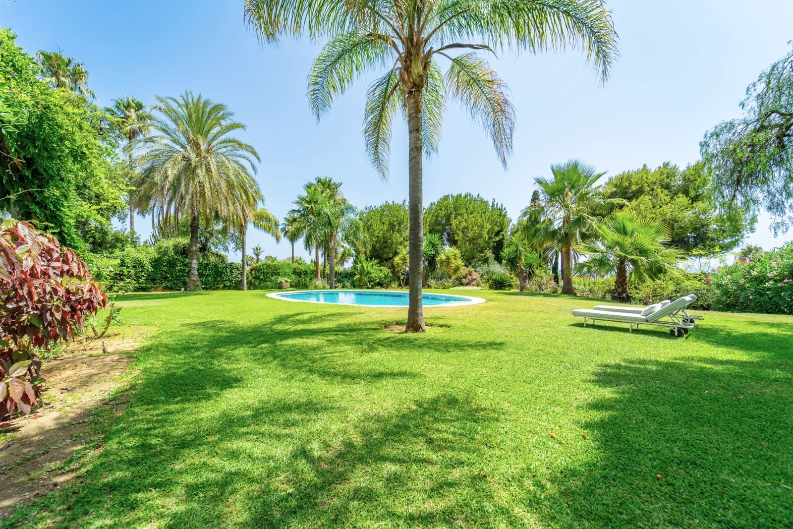 4 slaapkamer Villa te koop in Golden Mile met zwembad garage - € 4.200.000 (Ref: 9129639)