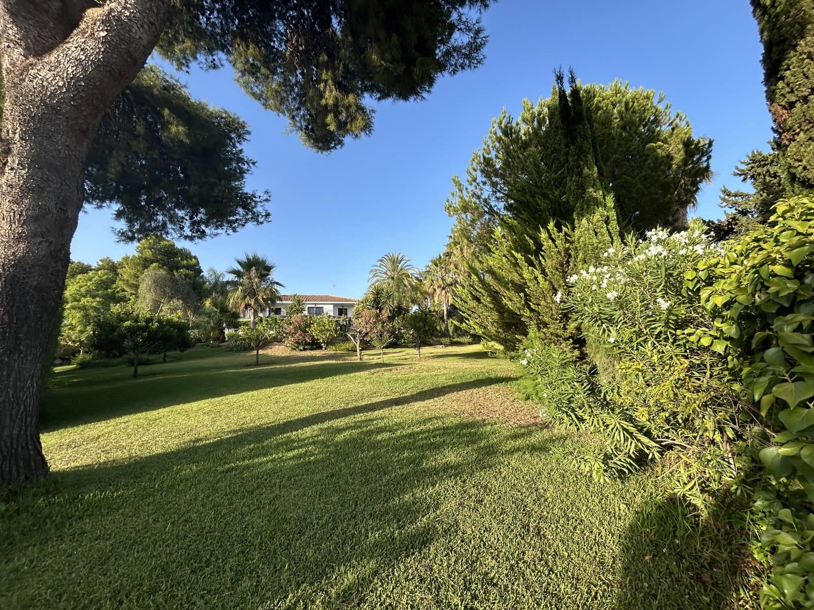 4 slaapkamer Villa te koop in Golden Mile met zwembad garage - € 4.200.000 (Ref: 9129639)