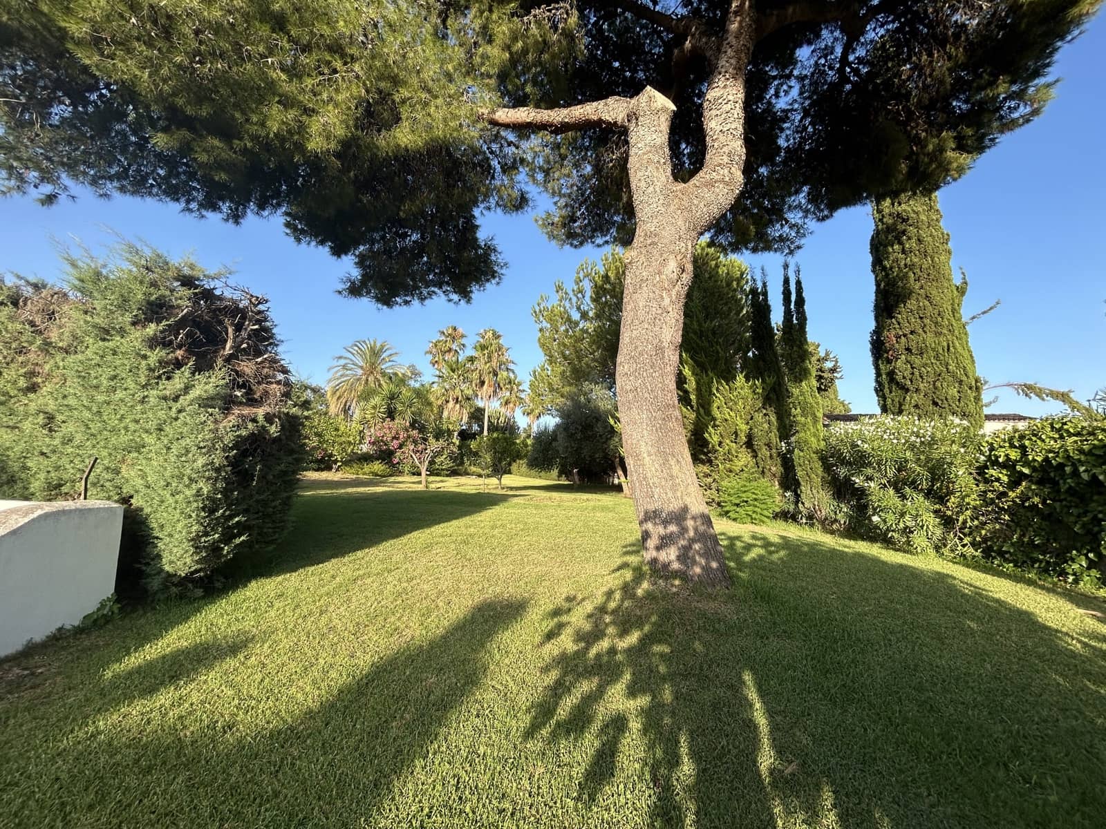 4 slaapkamer Villa te koop in Golden Mile met zwembad garage - € 4.200.000 (Ref: 9129639)