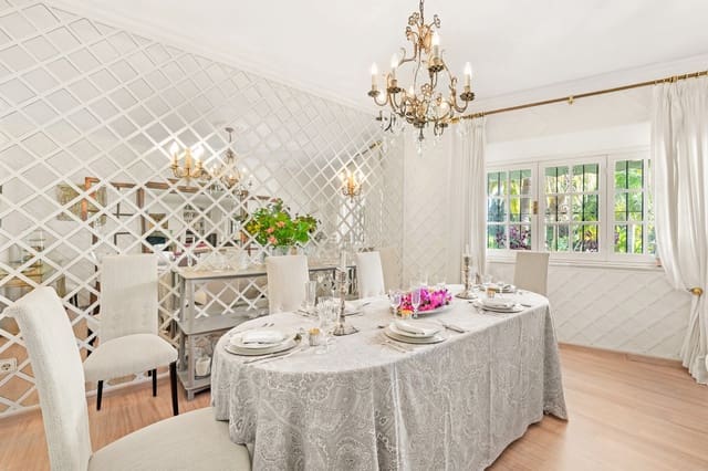 4 soverom Villa til salgs i Golden Mile, Marbella med svømmebasseng garasje - € 3 900 000 (Ref: 9129639)