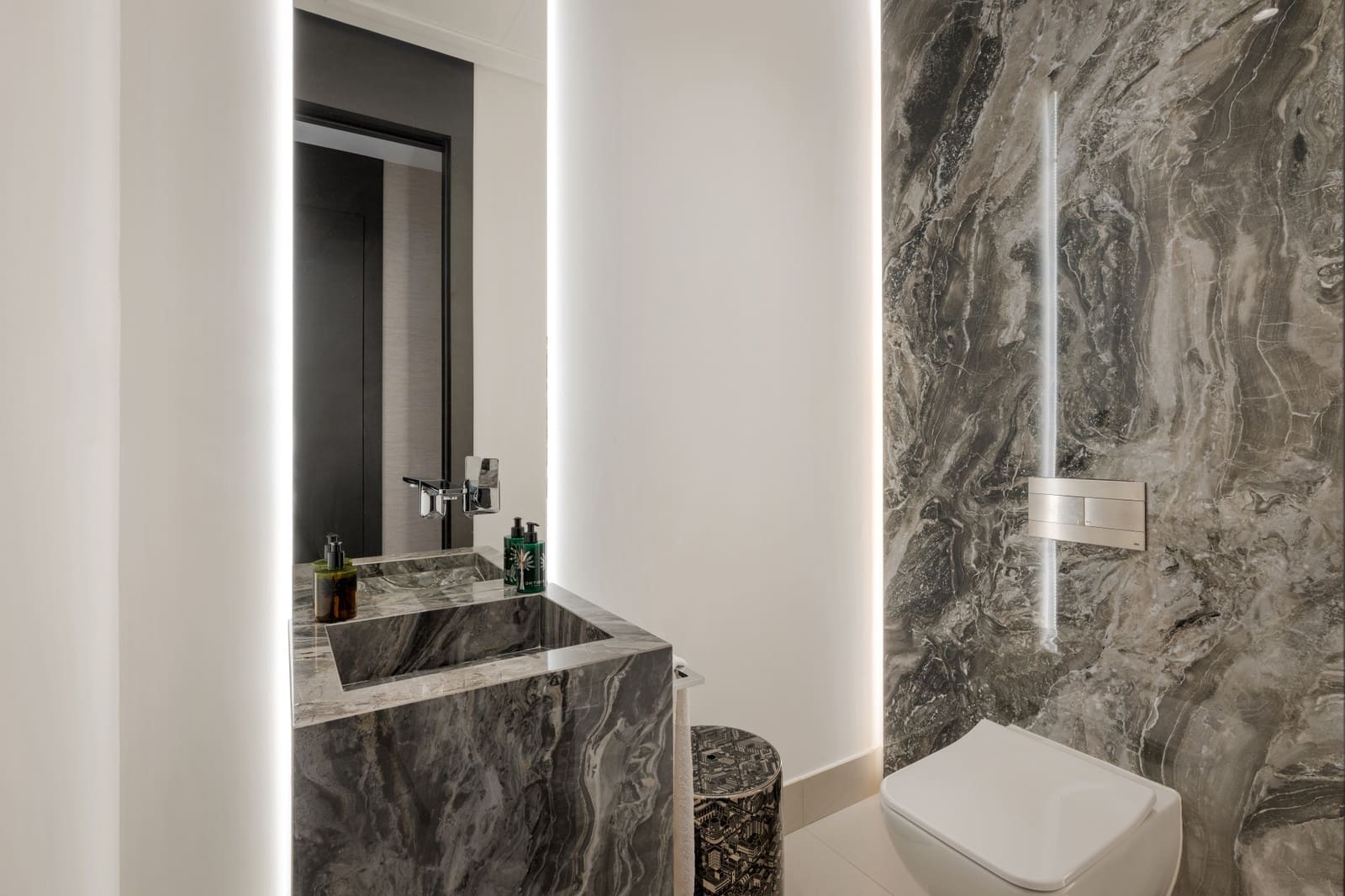 4 chambre Appartement à vendre à Marbella avec piscine garage - 4 390 000 € (Ref: 9132263)