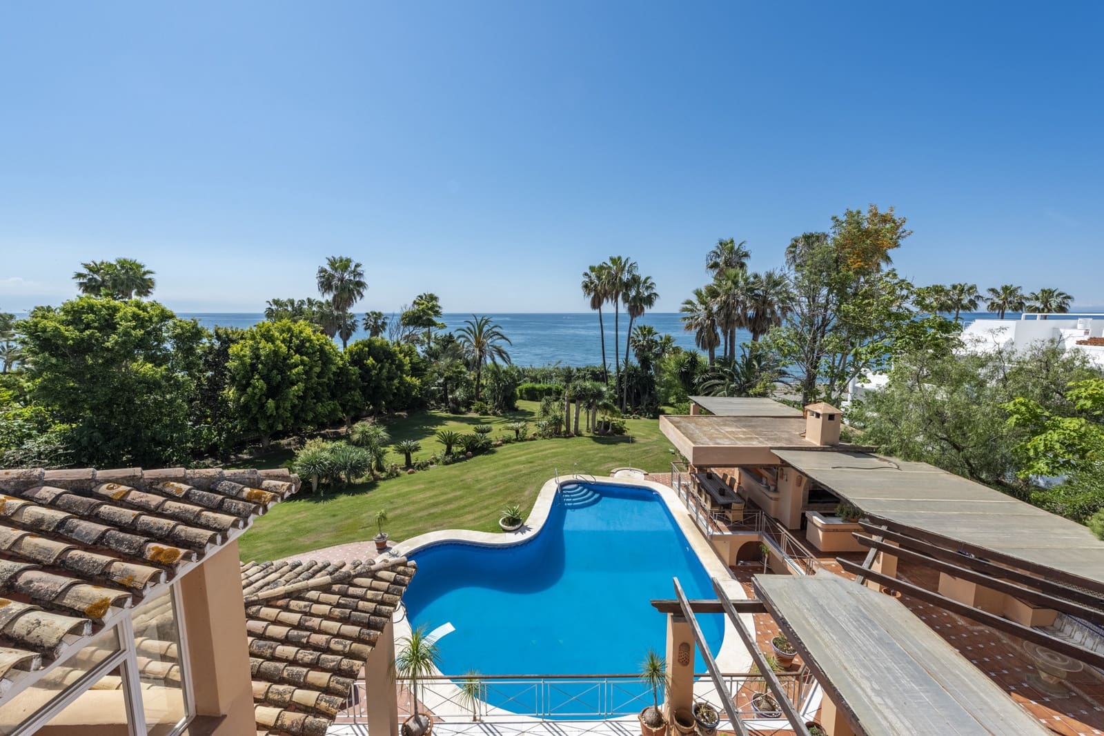 8 Zimmer Villa zu verkaufen in New Golden Mile mit Pool Garage - 6.800.000 € (Ref: 9134304)