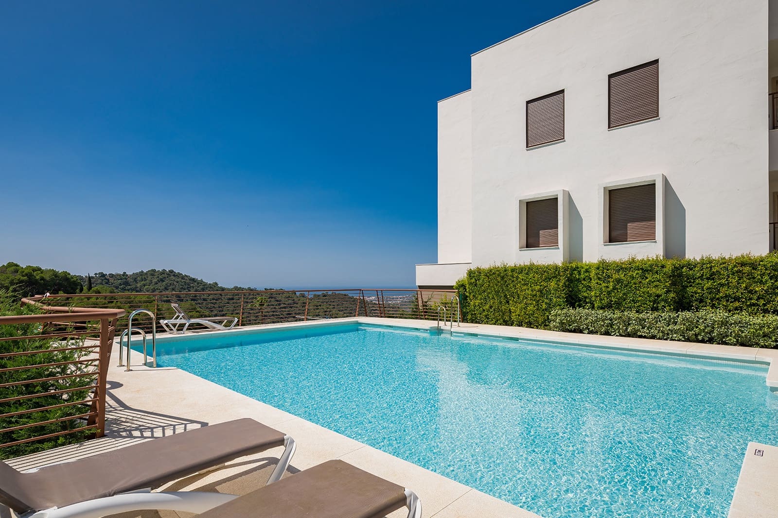 3 slaapkamer Penthouse te koop in Istan met zwembad garage - € 945.000 (Ref: 9145463)