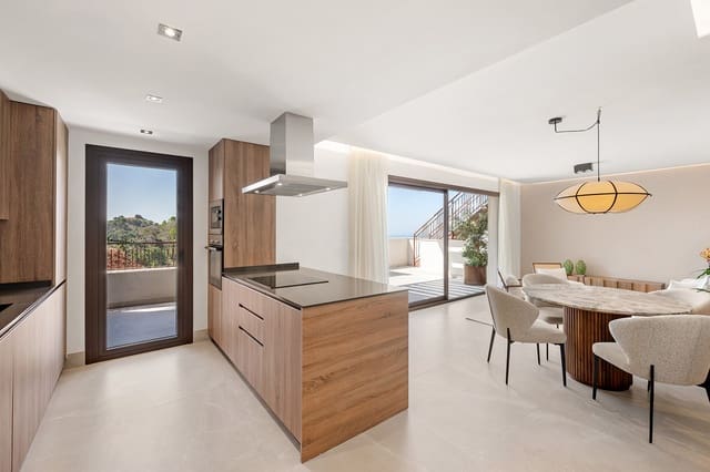 3 chambre Penthouse à vendre à Istán avec piscine garage - 945 000 € (Ref: 9145463)