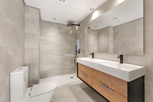 3 chambre Penthouse à vendre à Istán avec piscine garage - 945 000 € (Ref: 9145463)