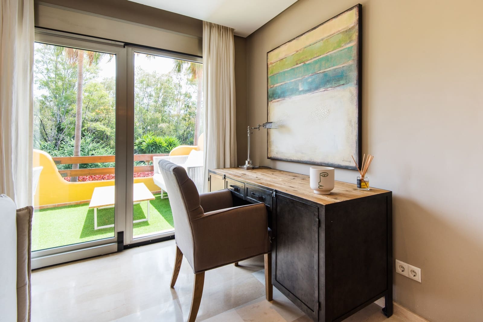 2 soverom Hus til salgs i Marbella med svømmebasseng garasje - € 850 000 (Ref: 9145464)