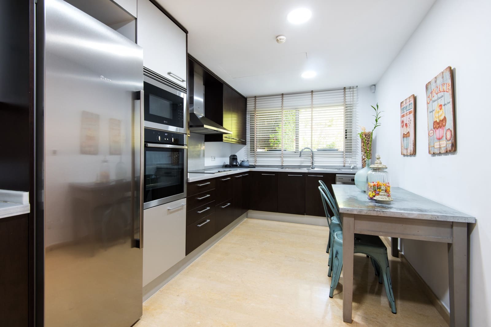 2 soverom Hus til salgs i Marbella med svømmebasseng garasje - € 850 000 (Ref: 9145464)