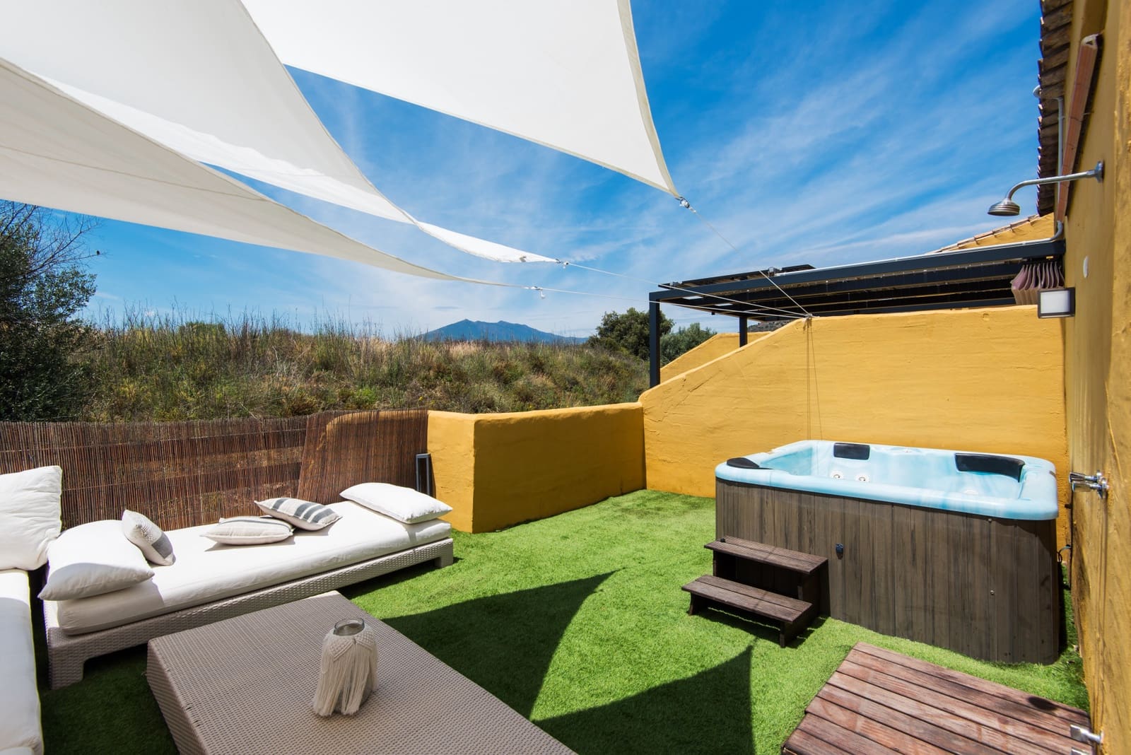 2 soverom Hus til salgs i Marbella med svømmebasseng garasje - € 850 000 (Ref: 9145464)