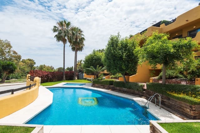 2 slaapkamer Huis te koop in Marbella met zwembad garage - € 850.000 (Ref: 9145464)