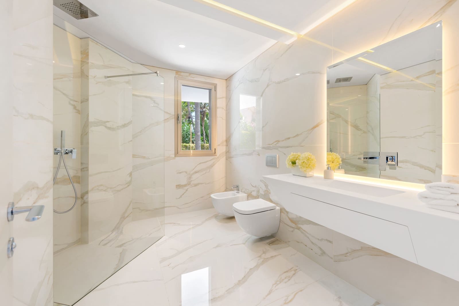 6 soveværelse Villa til salg i Marbella med swimmingpool garage - € 11.950.000 (Ref: 9146994)