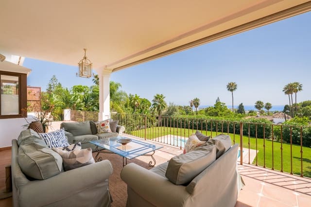 5 bedroom Villa for sale in Golden Mile, Marbella with pool garage - € 3,850,000 (Ref: 9146995)