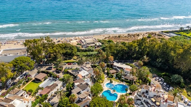 4 slaapkamer Penthouse te koop in Marbella met zwembad - € 1.295.000 (Ref: 9151846)