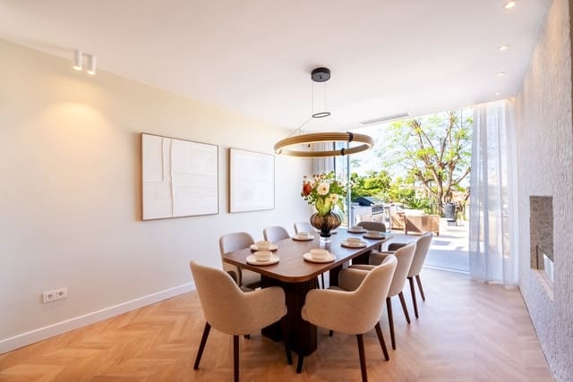 5 Zimmer Haus zu verkaufen in Marbella mit Pool Garage - 2.495.000 € (Ref: 9151847)