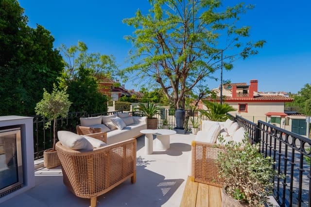 5 Zimmer Haus zu verkaufen in Marbella mit Pool Garage - 2.495.000 € (Ref: 9151847)