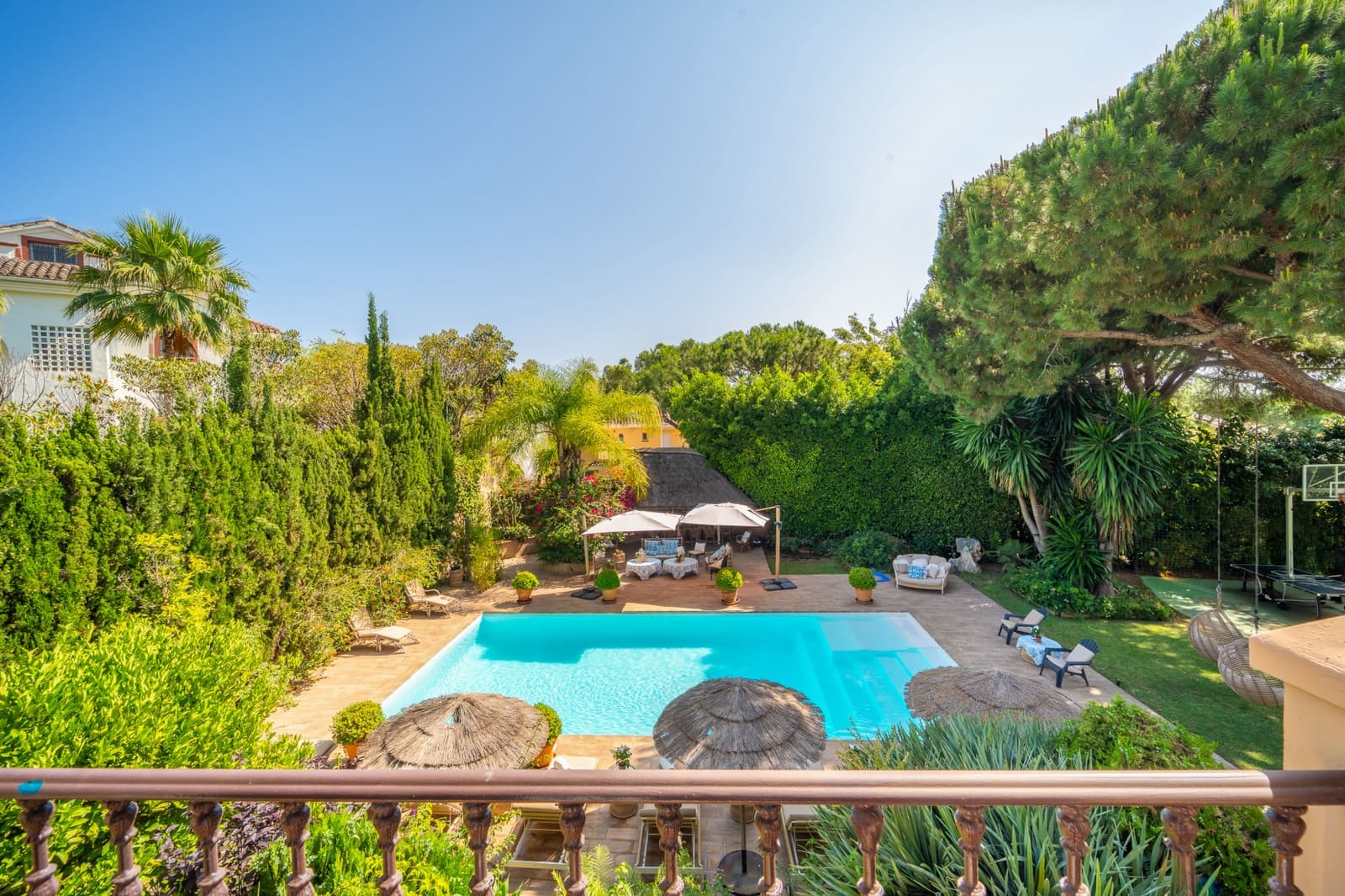 Villa/Maison de 6 chambres à louer à Marbella avec piscine garage - 12 000 € (Ref: 9153023)