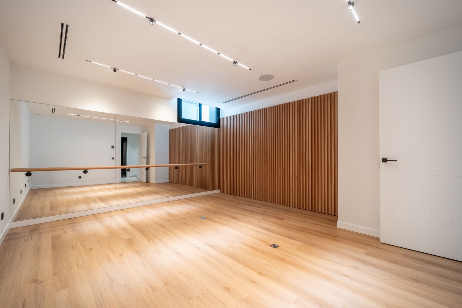 4 chambre Villa/Maison à vendre à Marbella avec piscine - 3 350 000 € (Ref: 9163656)