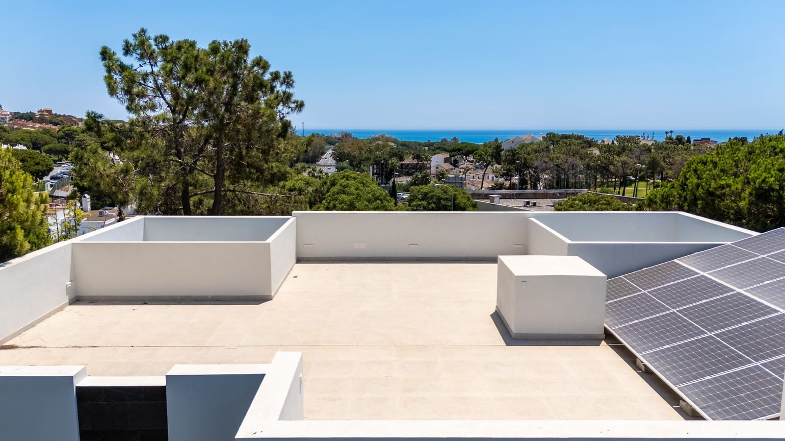 4 sypialnia Willa na sprzedaż w Marbella z basenem garażem - 3 350 000 € (Ref: 9163656)