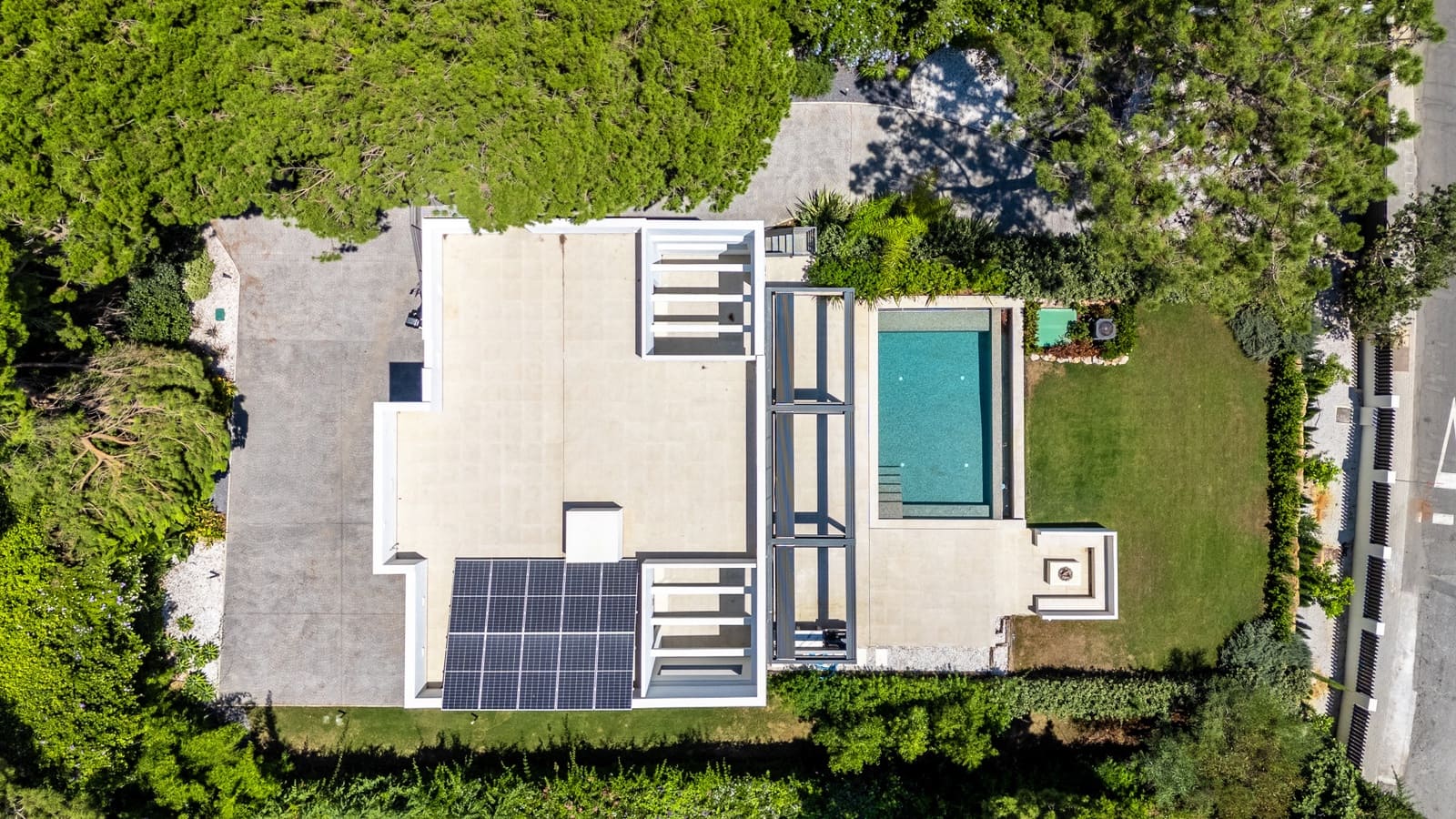 4 sypialnia Willa na sprzedaż w Marbella z basenem garażem - 3 350 000 € (Ref: 9163656)