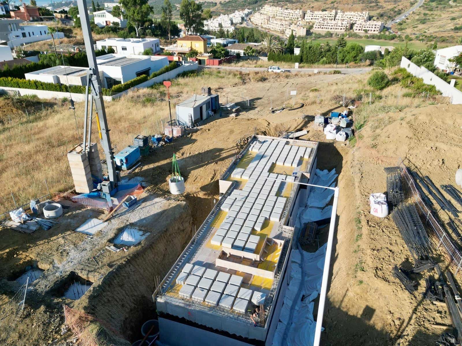 3 slaapkamer Villa te koop in Estepona met zwembad garage - € 2.499.900 (Ref: 9186834)