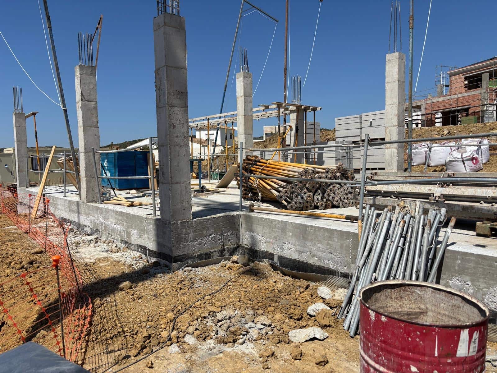 3 slaapkamer Villa te koop in Estepona met zwembad garage - € 2.499.900 (Ref: 9186834)