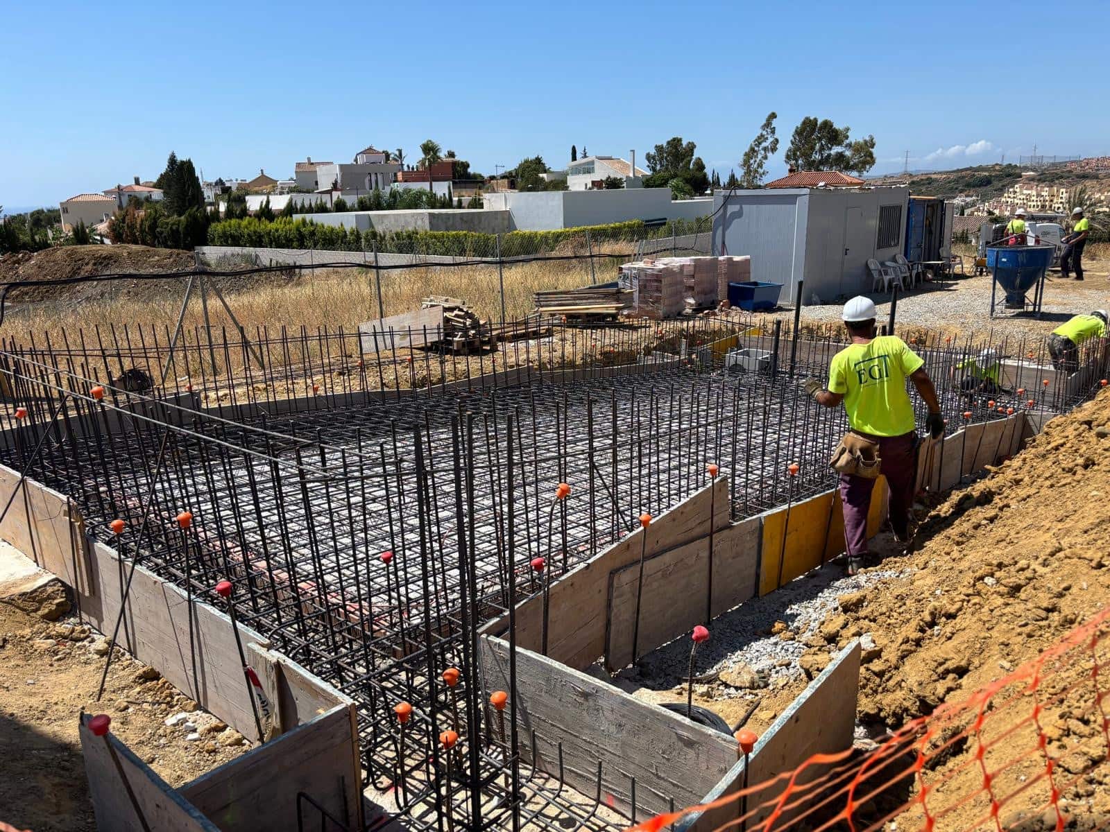 3 slaapkamer Villa te koop in Estepona met zwembad garage - € 2.499.900 (Ref: 9186834)