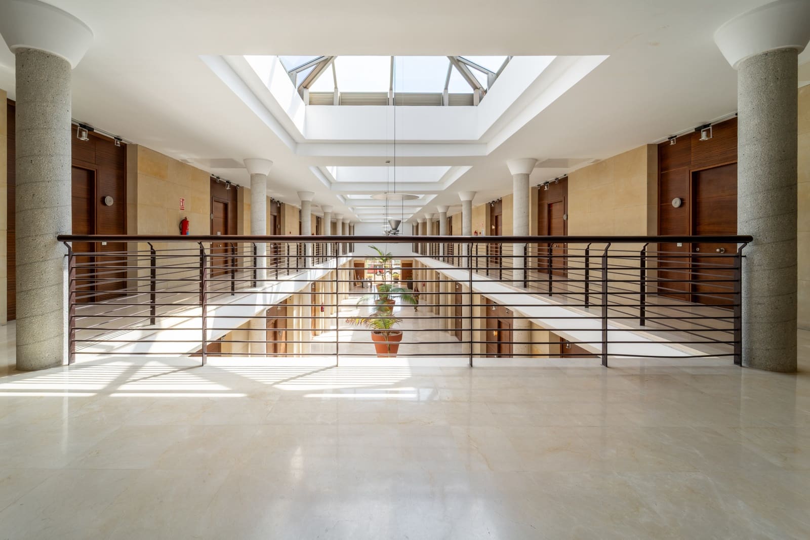 Kontor til salg i Golden Mile med garage - € 420.000 (Ref: 9186835)