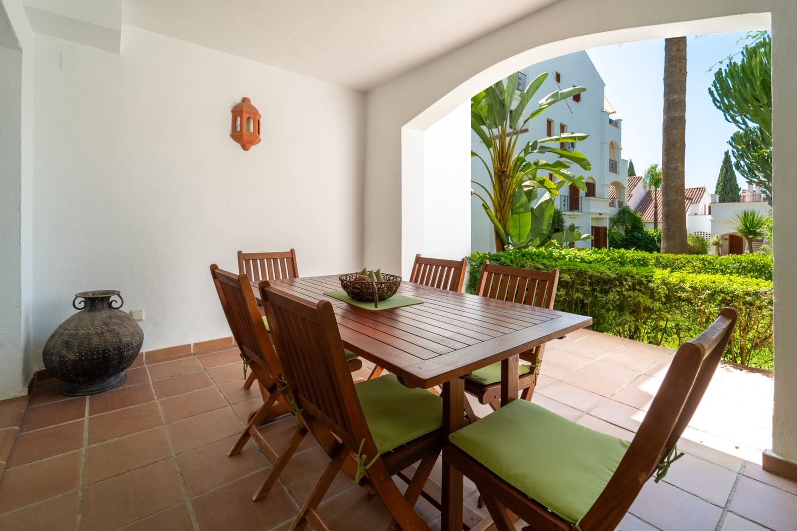 2 bedroom Apartment for rent in Marbella with pool garage - € 2,950 (Ref: 9187444)