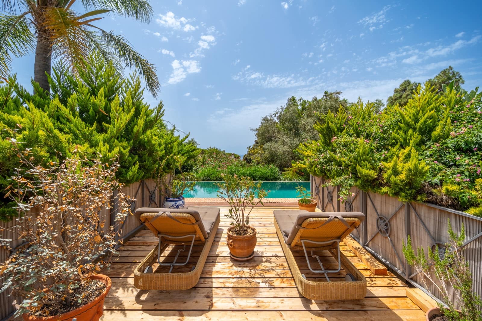 7 bedroom Villa for rent in Marbella with pool garage - € 11,000 (Ref: 9190597)
