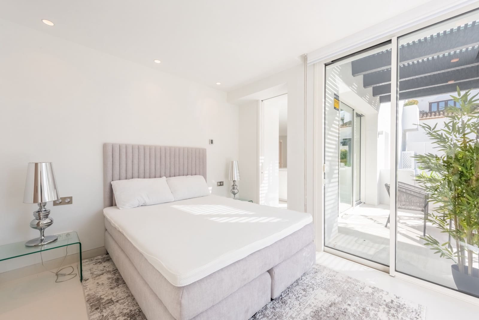 3 chambre Appartement à vendre à Marbella avec piscine garage - 3 800 000 € (Ref: 9191018)