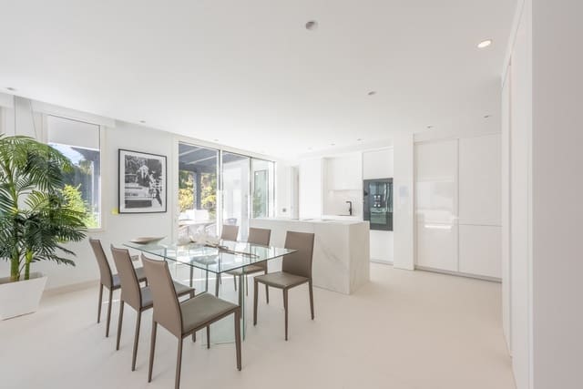 3 chambre Appartement à vendre à Marbella avec piscine garage - 3 800 000 € (Ref: 9191018)