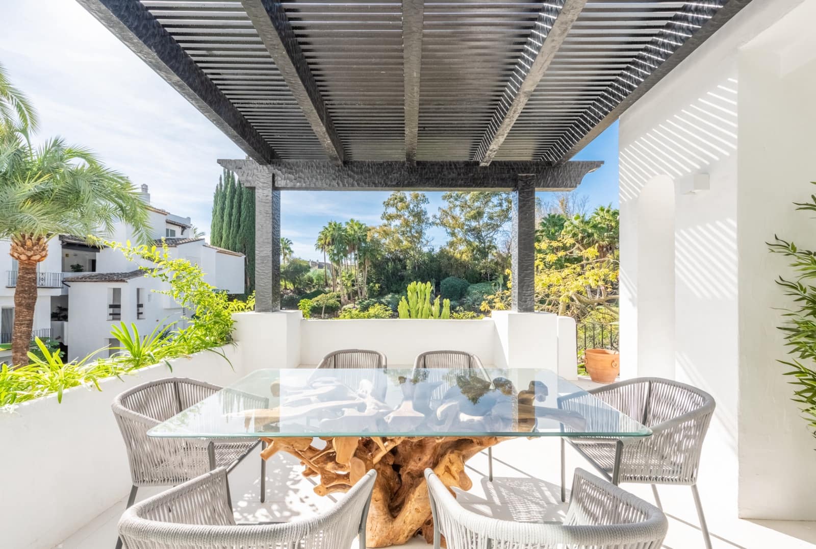 3 chambre Appartement à vendre à Marbella avec piscine garage - 3 800 000 € (Ref: 9191018)