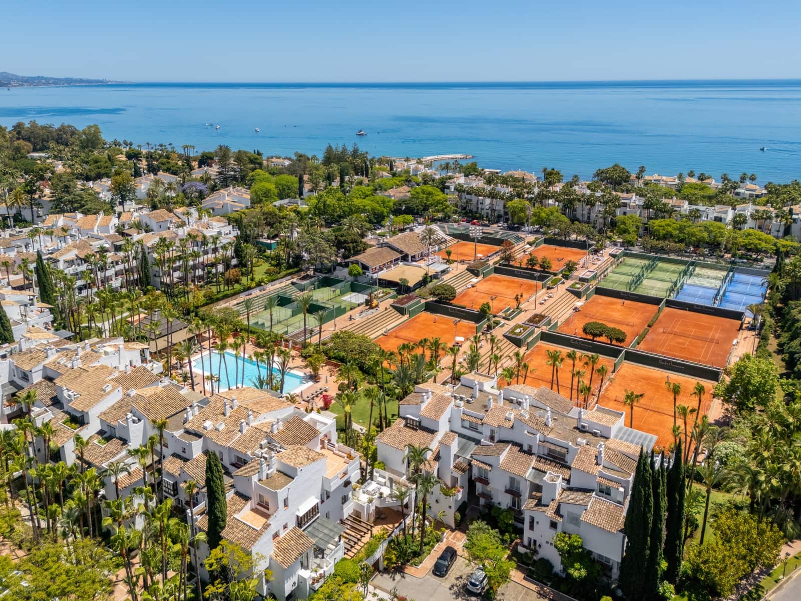 3 makuuhuone Huoneisto myytävänä paikassa Marbella mukana uima-altaan 
autotalli - 3 350 000 € (Ref: 9191018)