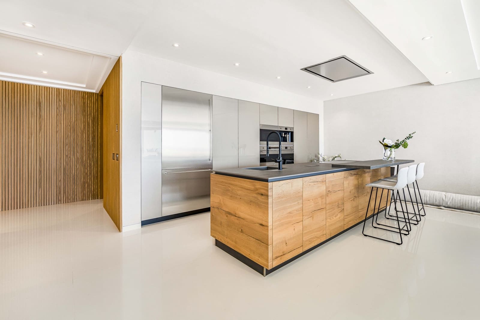 4 Zimmer Apartment zu verkaufen in Marbella mit Pool Garage - 4.950.000 € (Ref: 9192276)