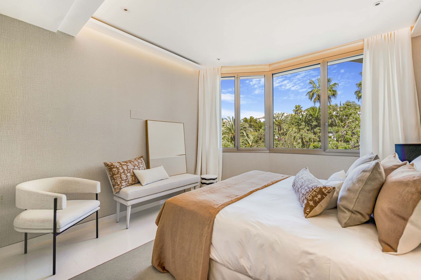 4 Zimmer Apartment zu verkaufen in Marbella mit Pool Garage - 4.950.000 € (Ref: 9192276)