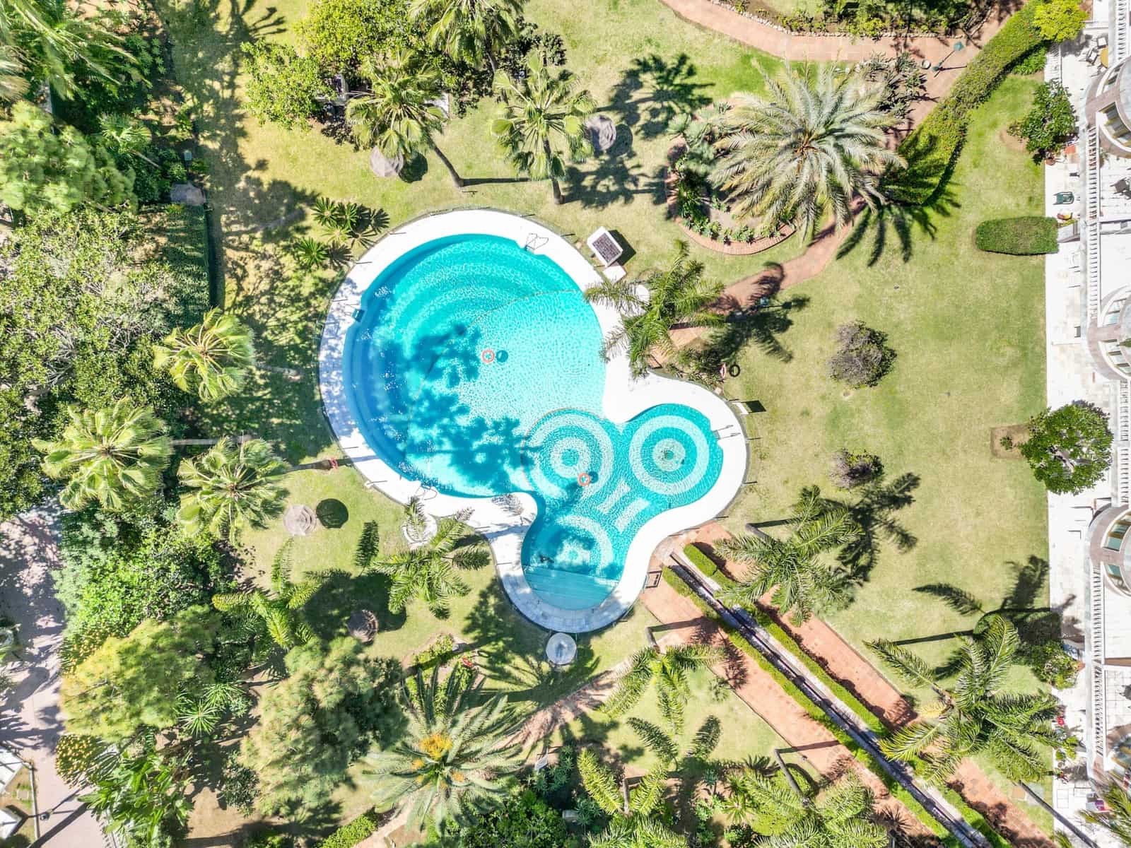 4 Zimmer Apartment zu verkaufen in Marbella mit Pool Garage - 4.950.000 € (Ref: 9192276)