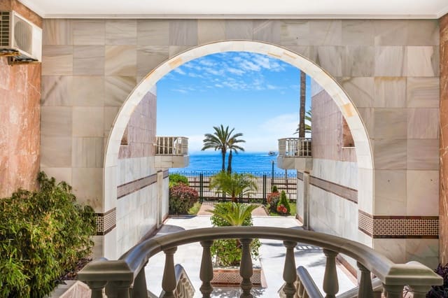 4 makuuhuone Huoneisto myytävänä paikassa Marbella mukana uima-altaan 
autotalli - 5 900 000 € (Ref: 9192276)