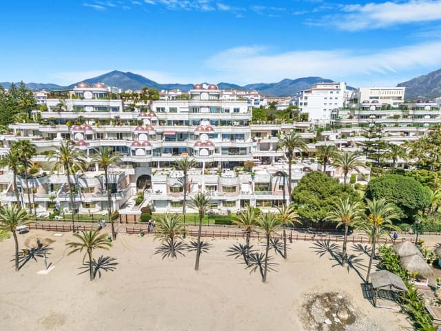 4 makuuhuone Huoneisto myytävänä paikassa Marbella mukana uima-altaan 
autotalli - 5 900 000 € (Ref: 9192276)