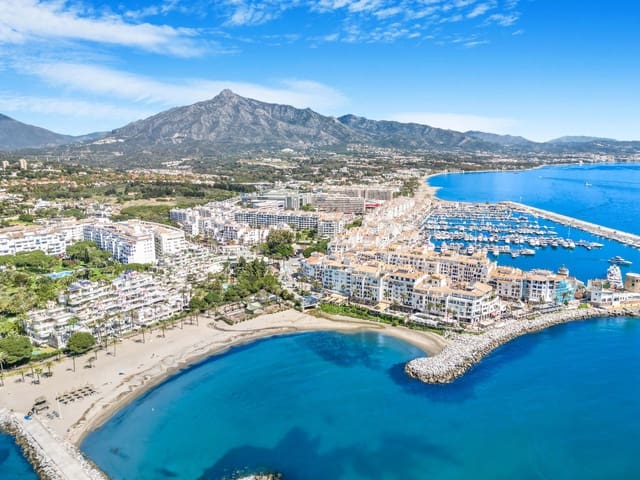 4 makuuhuone Huoneisto myytävänä paikassa Marbella mukana uima-altaan 
autotalli - 5 900 000 € (Ref: 9192276)