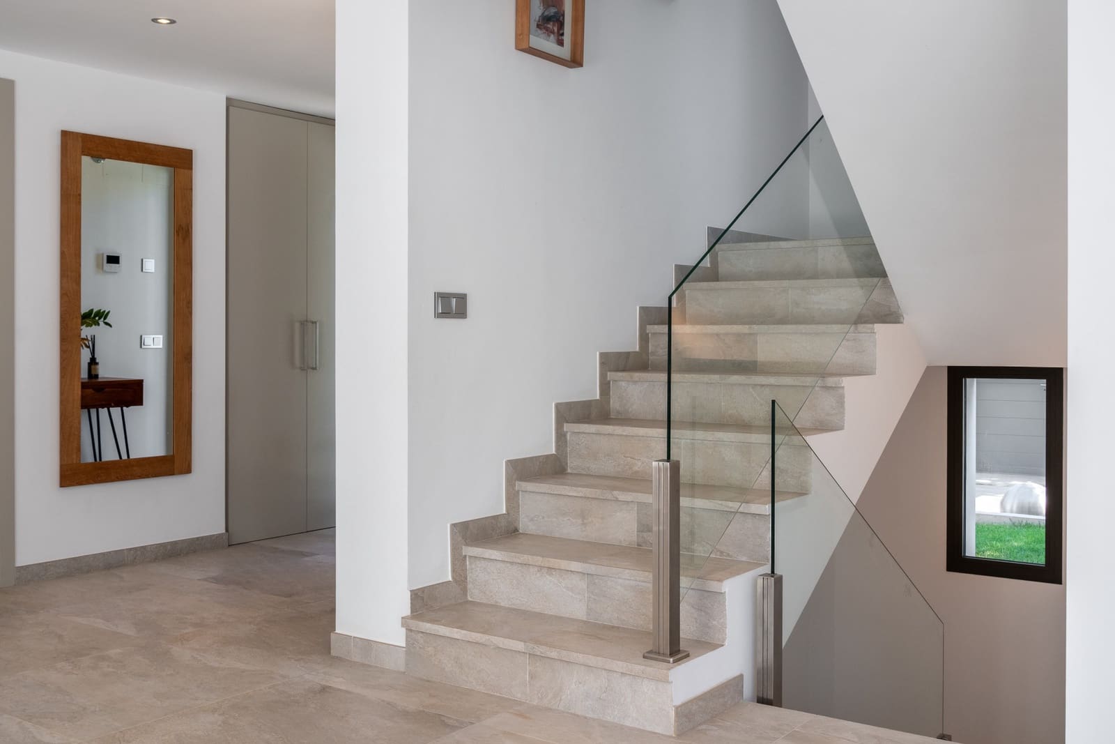 5 bedroom Villa for sale in Marbella with pool garage - € 2,350,000 (Ref: 9192277)