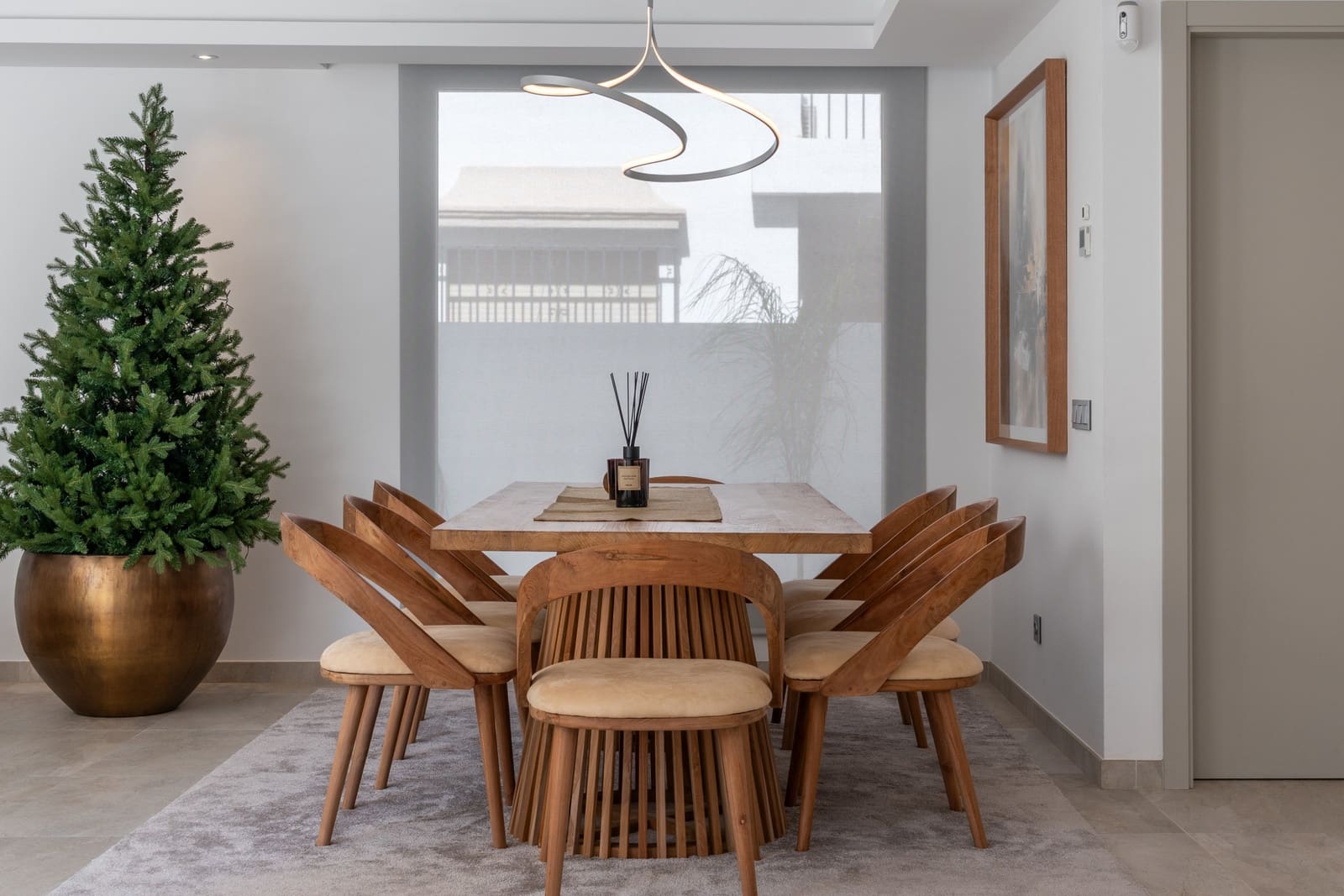 5 bedroom Villa for sale in Marbella with pool garage - € 2,350,000 (Ref: 9192277)